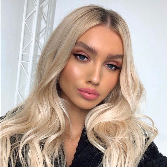 Meet your Posher, Maria - Picture 1 of 1